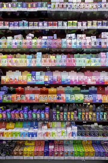 תעשיית הסיגריות האלקטרונית-בבריטניה עומדת בפני שינוי: התעריף על-סיגריות אלקטר...